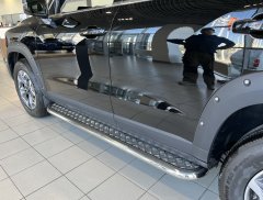 Тюнинг внедорожника Пороги с накладным листом Haval Dargo X 2023