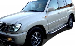 Тюнинг внедорожника Пороги с накладным листом Lexus LX 470 1998-2007