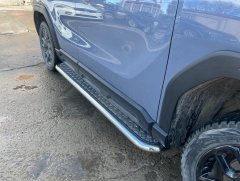 Тюнинг внедорожника Пороги с накладным листом Haval H3 2024