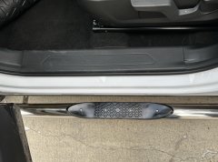 Тюнинг внедорожника Порог труба с проступью Haval F7 2024