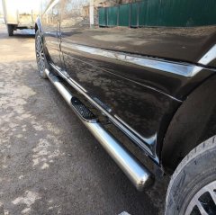 Тюнинг внедорожника Порог труба с проступью Mercedes-Benz Vito 2005-2010, 2010-2014 (рестайлинг)