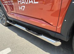 Тюнинг внедорожника Порог труба с проступью Haval H7 2025