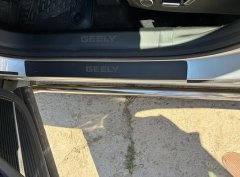 Тюнинг внедорожника Защита штатного порога труба Geely Atlas 2023
