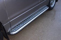 Тюнинг внедорожника Пороги с накладным листом Suzuki Grand Vitara 2013