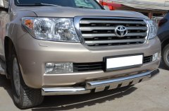 Тюнинг внедорожника Защита переднего бампера Toyota Land Cruiser 200 2007-2012