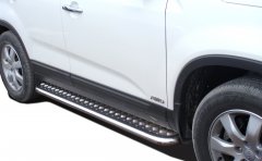 Тюнинг внедорожника Пороги с накладным листом KIA Sorento 2009-2012