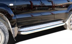 Тюнинг внедорожника Пороги с накладным листом Toyota Land Cruiser Prado 120 2003-2009