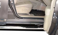 Тюнинг внедорожника Порог труба с проступью Nissan Pathfinder 2015
