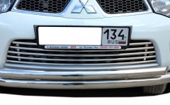 Тюнинг внедорожника Решетка передняя Mitsubishi L200 2006