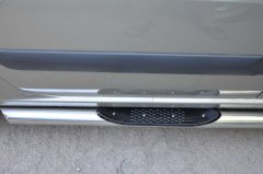 Тюнинг внедорожника Порог труба с проступью LADA Largus
