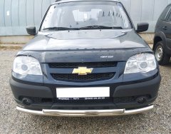 Тюнинг внедорожника Защита переднего бампера Chevrolet Niva 2010