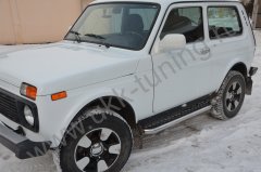 Тюнинг внедорожника Пороги с накладным листом Niva 2121
