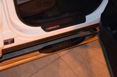 Тюнинг внедорожника Порог труба с проступью KIA Sorento Prime 2015