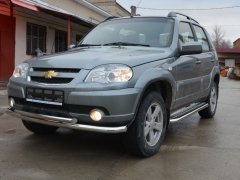 Тюнинг внедорожника Защита переднего бампера Chevrolet Niva 2010
