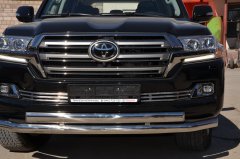 Тюнинг внедорожника Решетка передняя Toyota Land Cruiser 200  2015