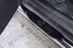 Тюнинг внедорожника Порог труба с проступью Volkswagen Touareg  2007-2010