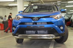Тюнинг внедорожника Защита переднего бампера Toyota RAV4 2015