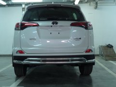 Тюнинг внедорожника Защита заднего бампера Toyota RAV4 2015