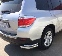 Тюнинг внедорожника Защита заднего бампера Toyota Highlander 2010