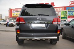 Тюнинг внедорожника Защита заднего бампера Toyota Land Cruiser 200 2007-2012