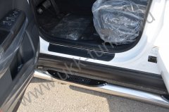 Тюнинг внедорожника Порог труба с проступью KIA Sportage 2015