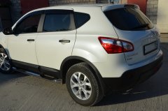 Тюнинг внедорожника Порог труба с проступью Nissan Qashqai 2008