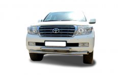 Тюнинг внедорожника Защита переднего бампера Toyota Land Cruiser 200 2007-2012