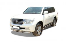 Тюнинг внедорожника Защита переднего бампера Toyota Land Cruiser 200 2007-2012