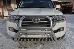 Тюнинг внедорожника Защита переднего бампера Toyota Land Cruiser 200  2015