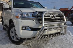 Тюнинг внедорожника Защита переднего бампера Toyota Land Cruiser 200  2015