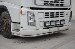 Тюнинг внедорожника Защита переднего бампера Volvo Седельный тягач FH 12XL