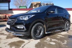 Тюнинг внедорожника Порог труба с проступью Hyundai Santa Fe 2016