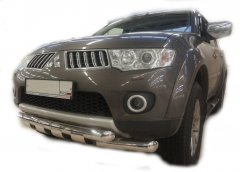 Тюнинг внедорожника Защита переднего бампера Mitsubishi Pajero Sport 2008