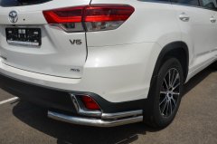 Тюнинг внедорожника Защита заднего бампера Toyota Highlander 2014