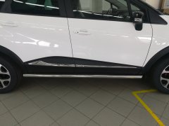 Тюнинг внедорожника Защита штатного порога труба Renault Kaptur 2017