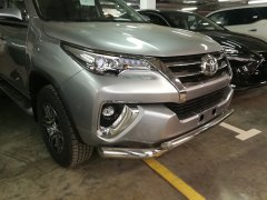 Тюнинг внедорожника Защита переднего бампера Toyota Fortuner 2017