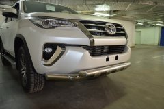 Тюнинг внедорожника Защита переднего бампера Toyota Fortuner 2017